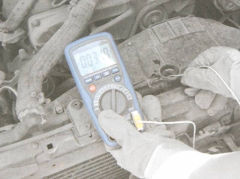 Fonction thermomètre avec sonde souple type K - Multimètre DT 9918 T
